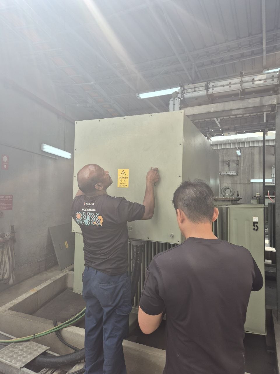Transformer / equipment